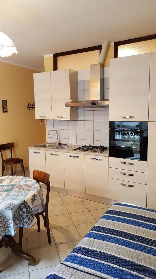 Ferienwohnung Torres Rojas Ivrea Exterior foto